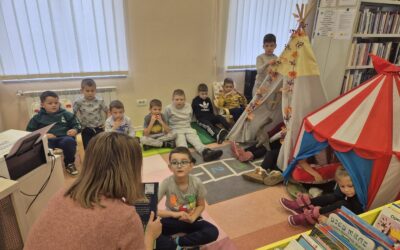 Prvašići u posjetu Narodnoj knjižnici i čitaonici Lipovljani